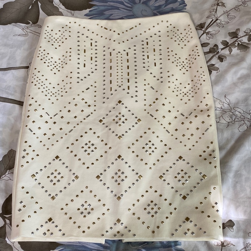 White House black market skirt size 0